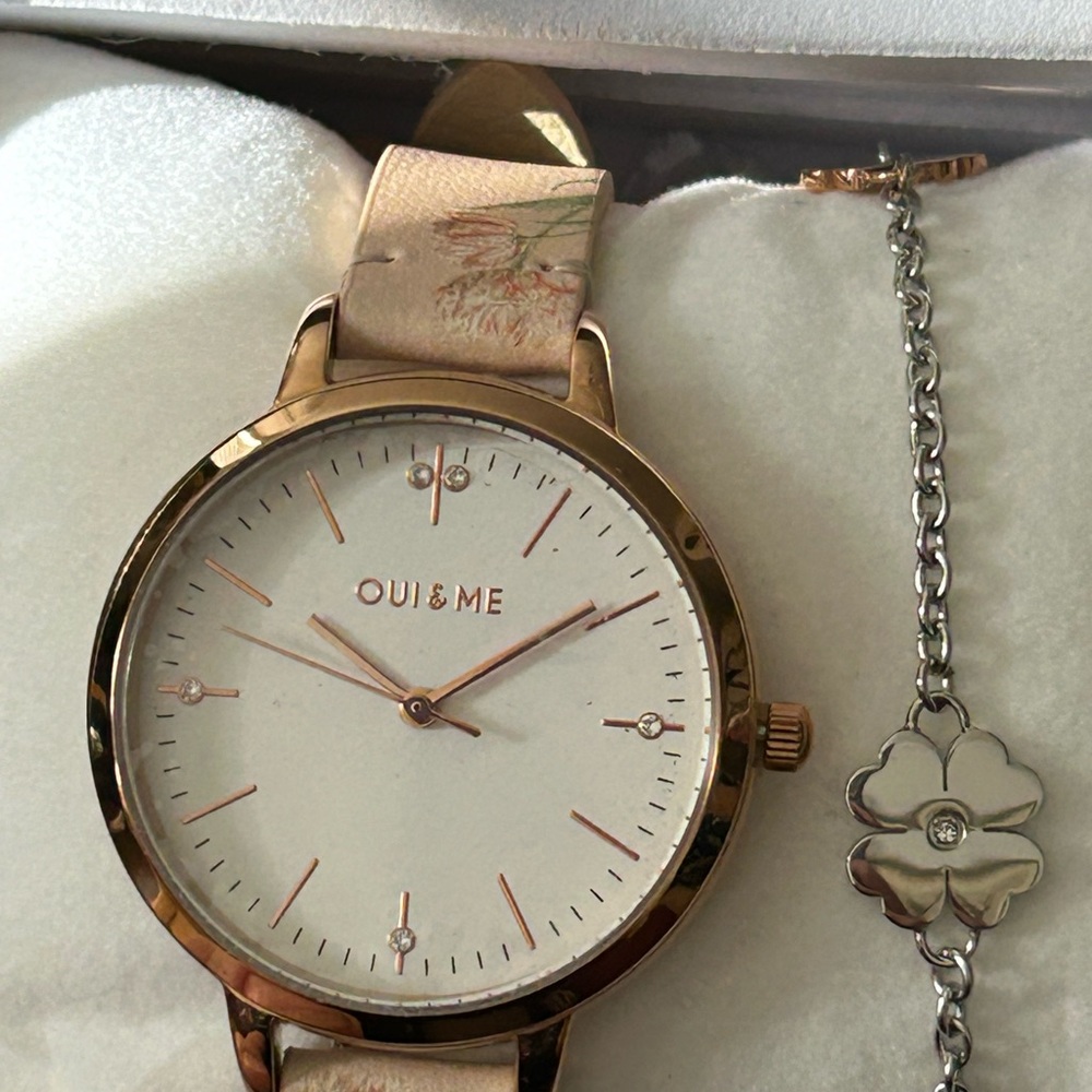 Oui&Me Fleurette Leather Floral Strap Two-Tone White Pink Bracelet For Women - Picture 2 of 4